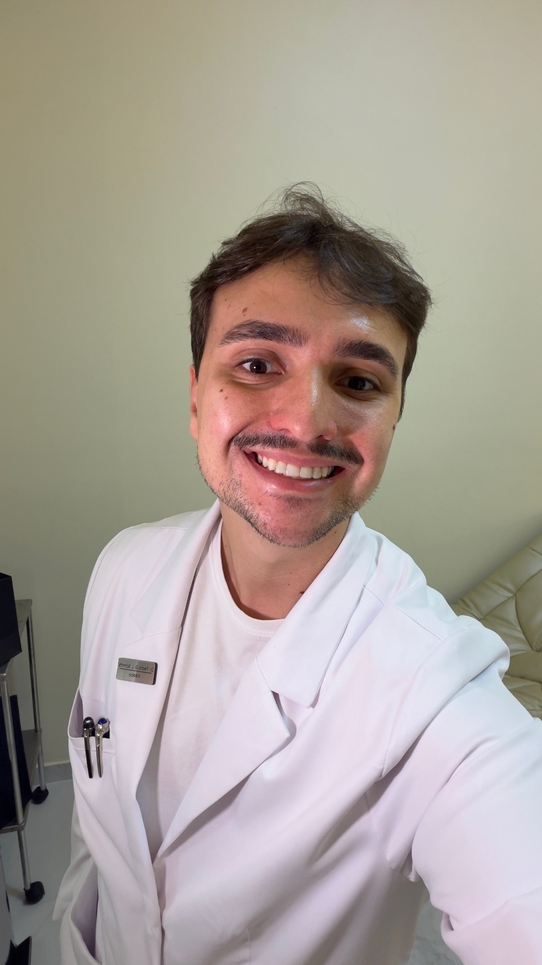 Dr. Pedro Schmitz